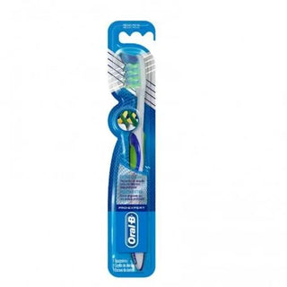 Oral-B Pro Expert Superclean Manual Toothbrush
