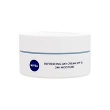 Nivea Refreshing Day Cream SPF 15