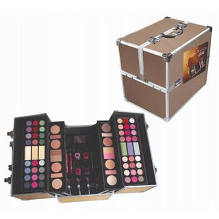 2K Super Model Beauty Train Case Gold Edition