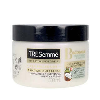TRESEMMÉ Botanique Cactus & Coconut Water Mask