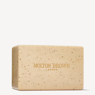 Molton Brown Re-charge Black Pepper Bodyscrub Bar