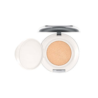 MAC Lightful C+ Compact Foundation Light SPF 50