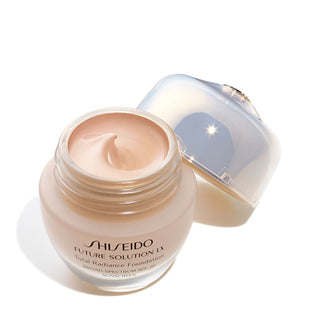 Shiseido LX Total Radiance Cream Foundation